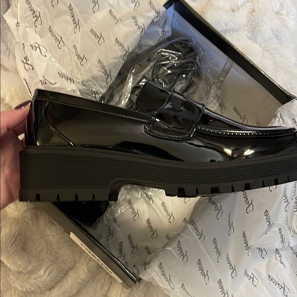 Black Patent Leather Loafers - Picture 4 of 6